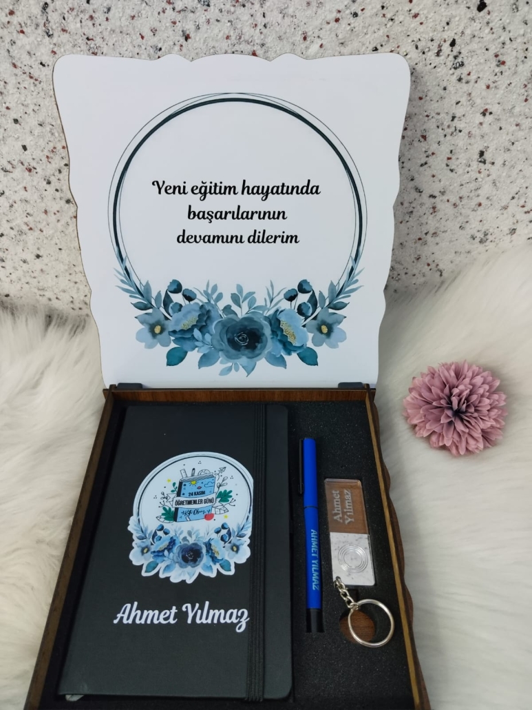 Kutulu Defter+Kalem+Anahtarlık Set