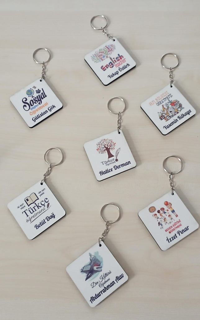 PARLAK AHŞAP ANAHTARLIK