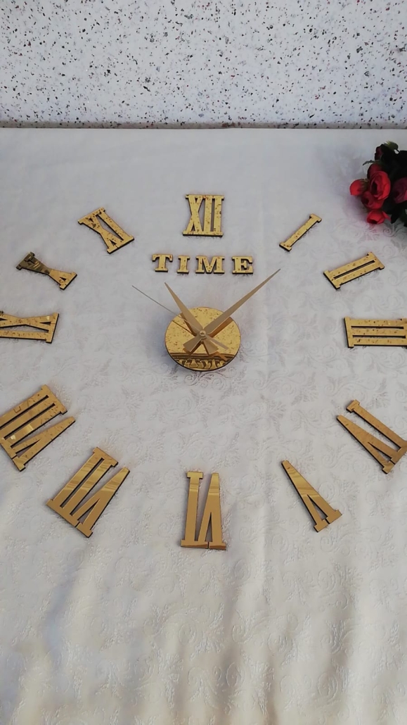 ROMA RAKAMLI SAAT PLEKSİ