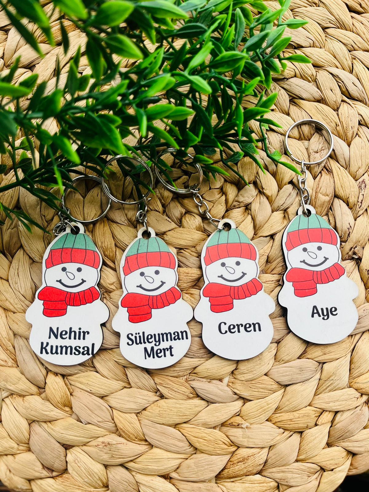 KARDAN ADAM İSİMLİ AHŞAP BASKILI ANAHTARLIK