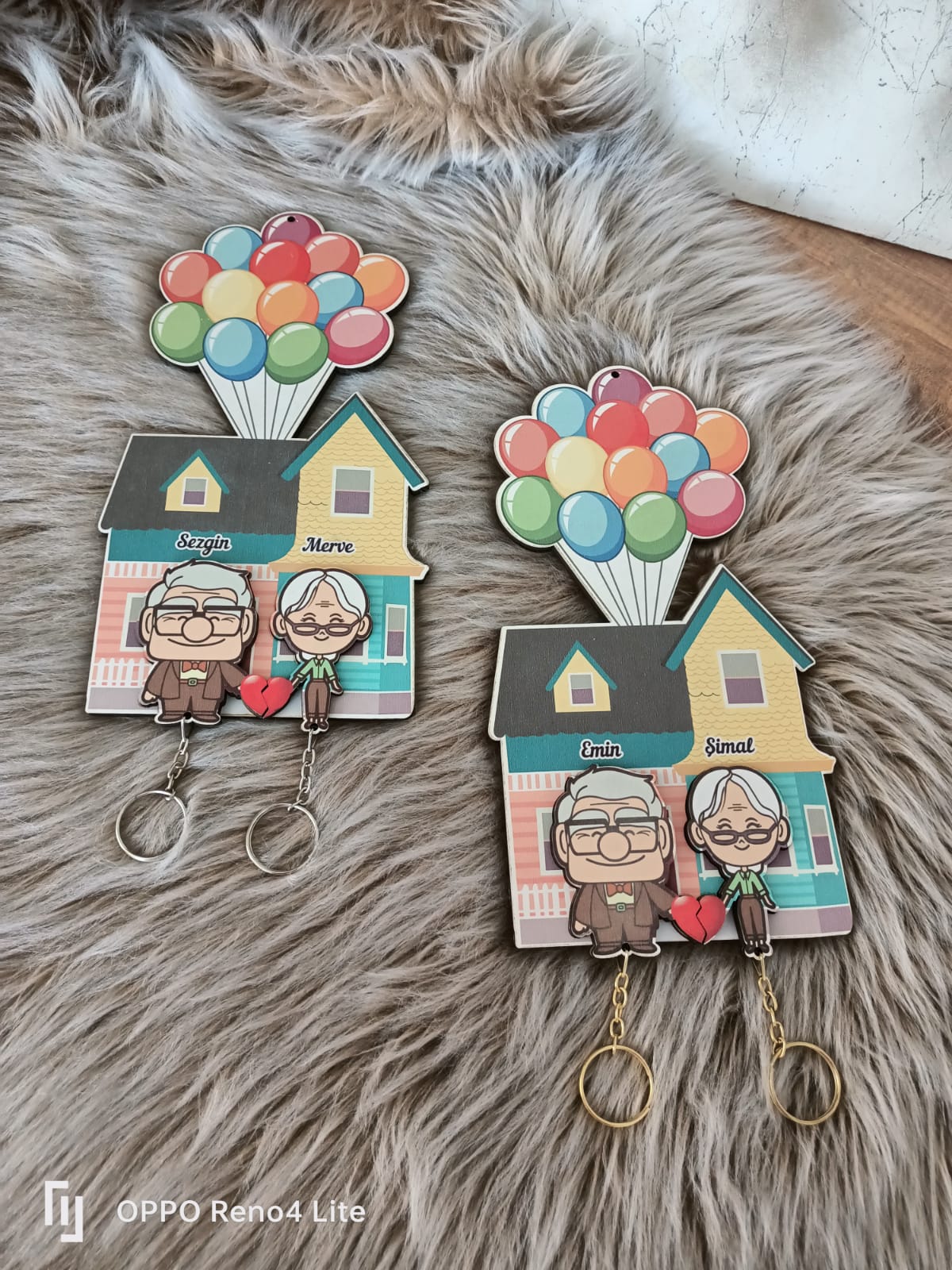 YUKARI BAK (UP) ANAHTARLIK ASKI